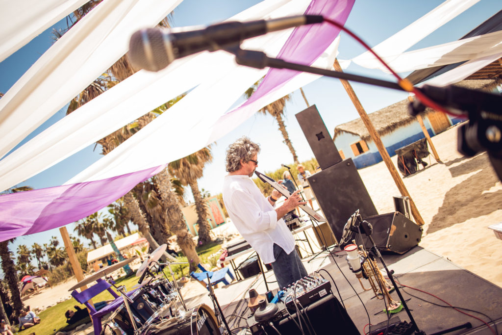 Travel photograph Kai Eisentraut at Apparitions Festival 2017 at San Pedrito Beach