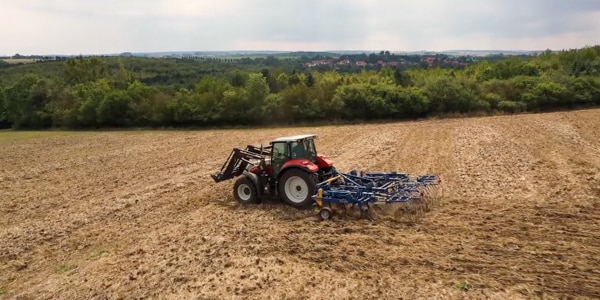 Bauer bei der Arbeit