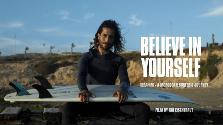 Standbild aus dem Dokumentarfilm Believe in Yourself über den marokkanischen Surfer Ibrahim Ouriouer